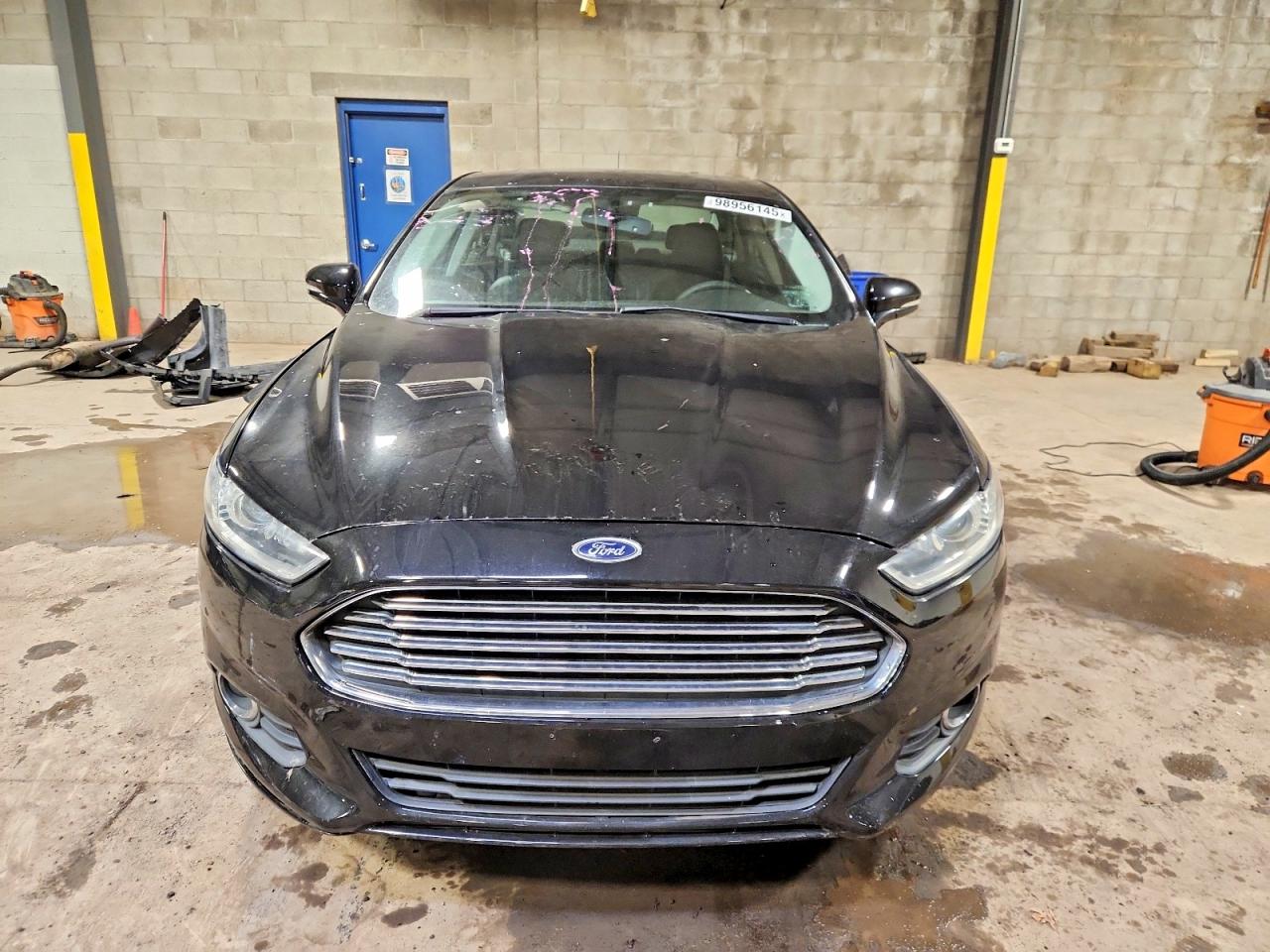 2014 FORD FUSION SE photo 9