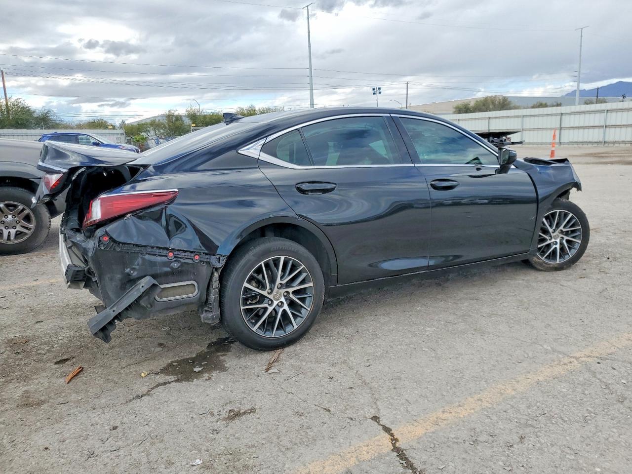2019 LEXUS ES 350 photo 5