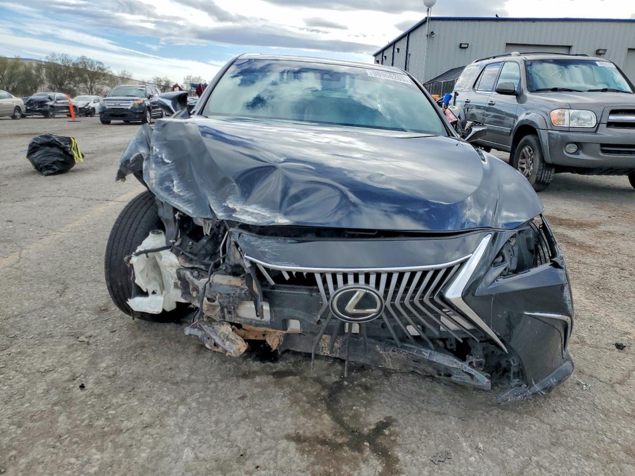 2019 LEXUS ES 350 photo 9