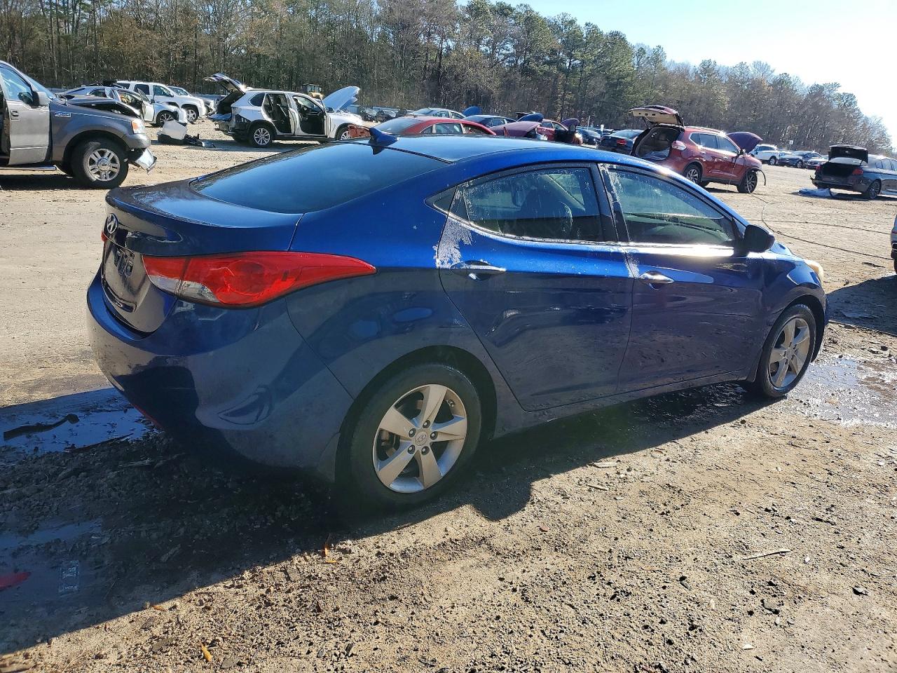 2013 HYUNDAI ELANTRA GLS photo 3