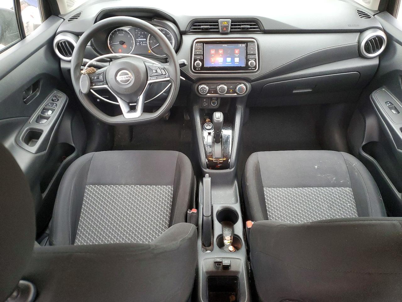 2021 NISSAN VERSA S photo 8