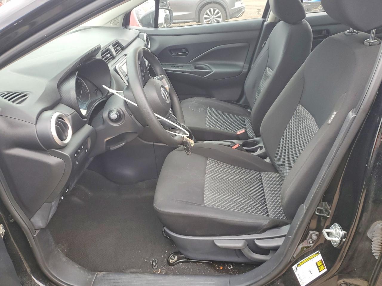 2021 NISSAN VERSA S photo 7