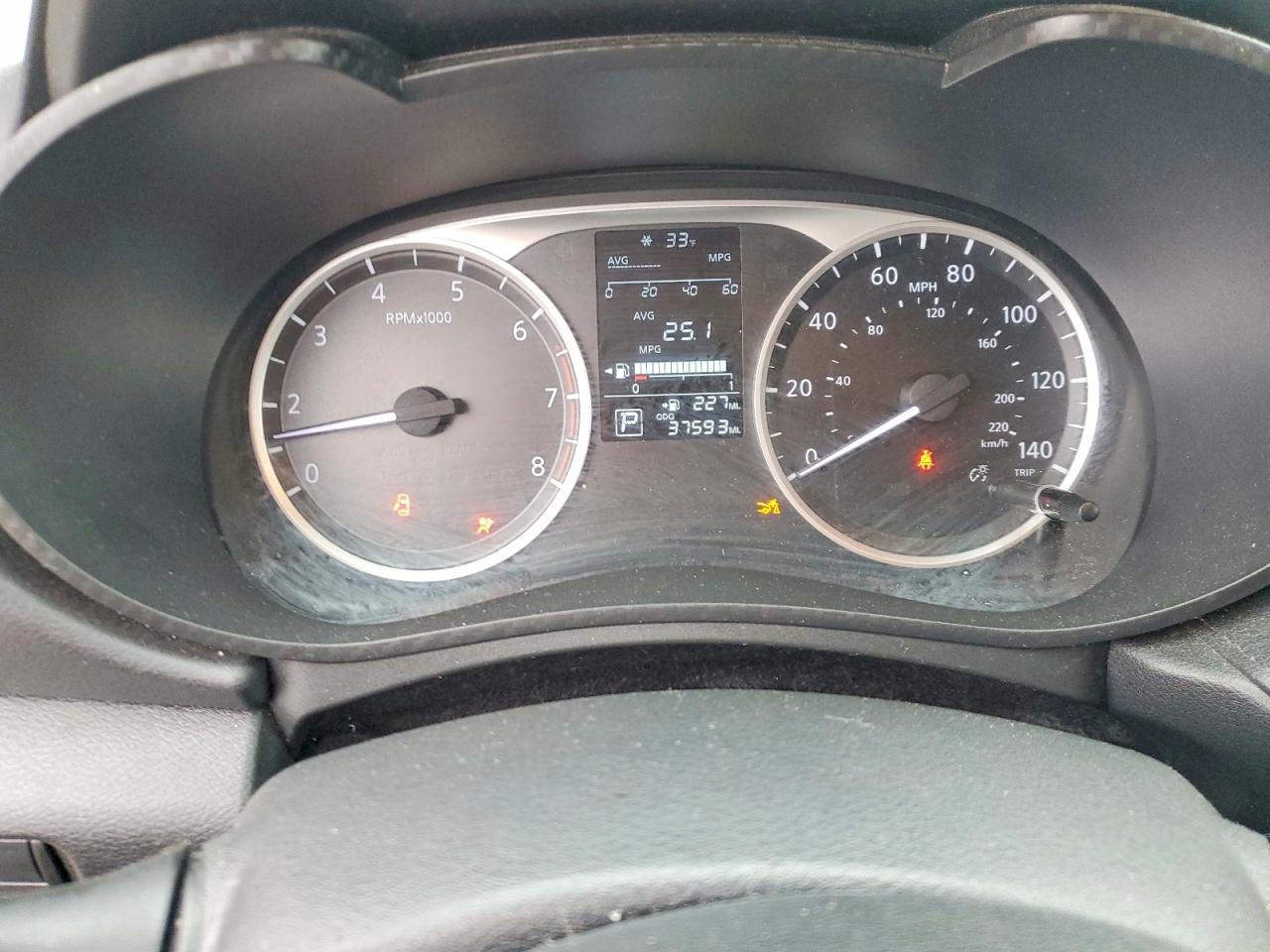 2021 NISSAN VERSA S photo 9