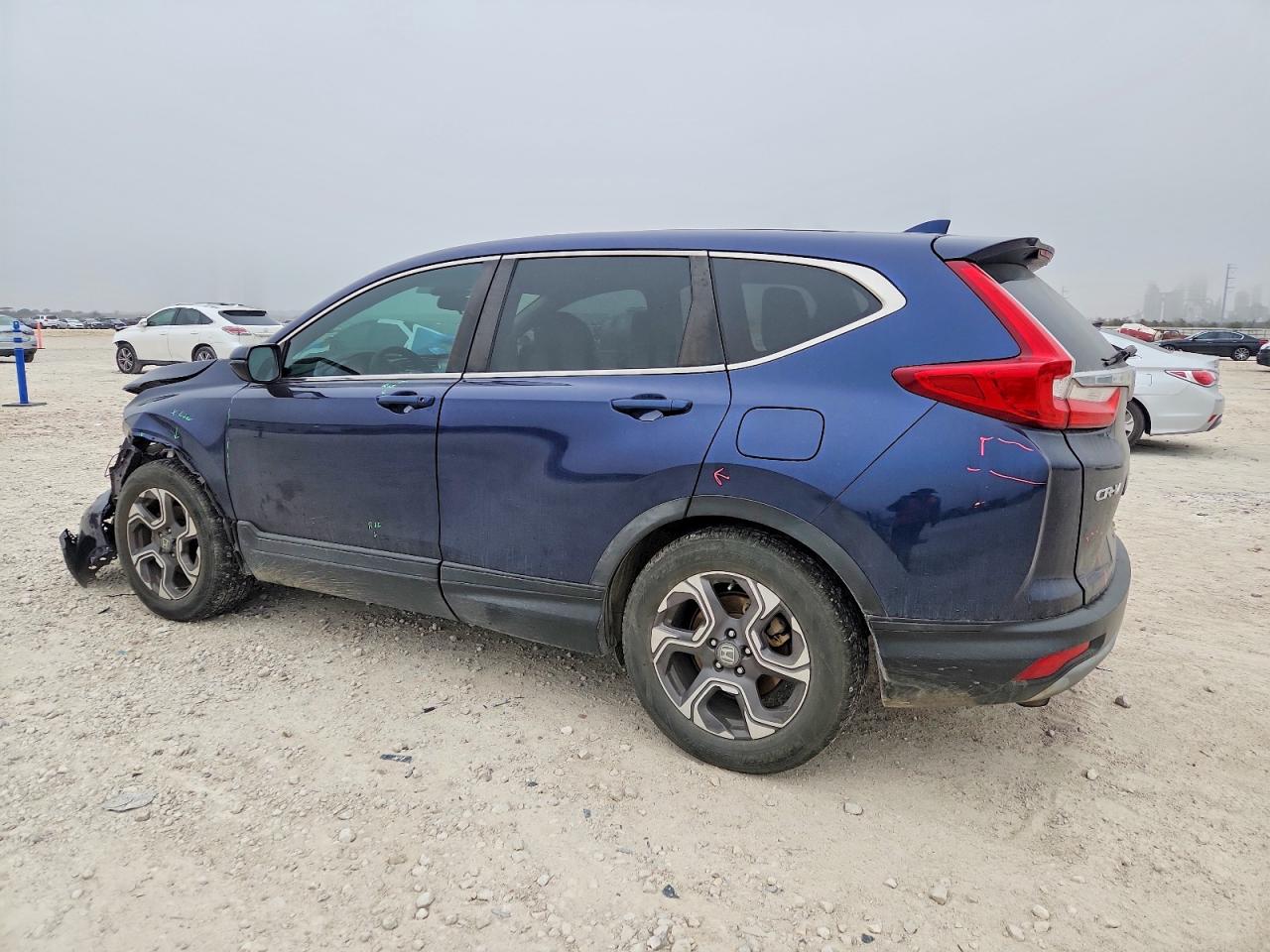 2018 HONDA CR-V EX photo 2