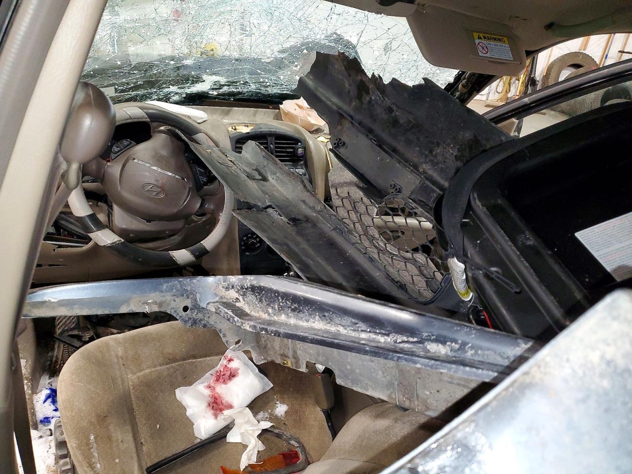 2004 HYUNDAI SANTA FE GLS photo 8