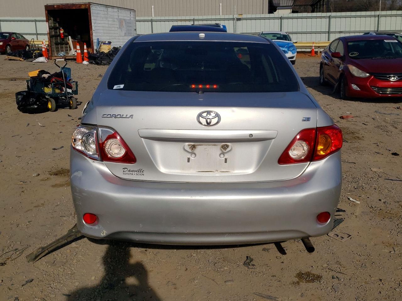 2010 TOYOTA COROLLA BASE photo 6