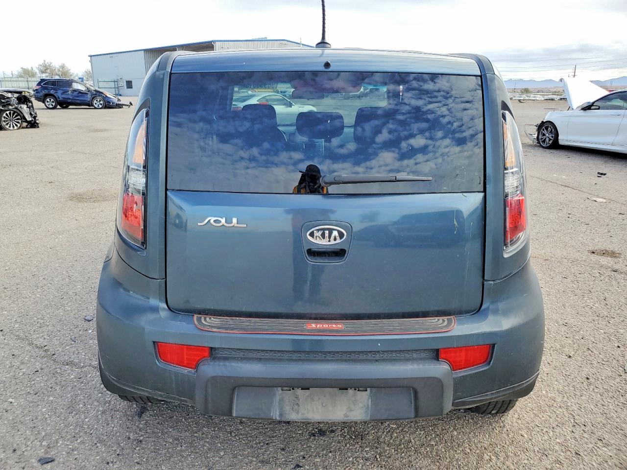 2011 KIA SOUL + photo 6