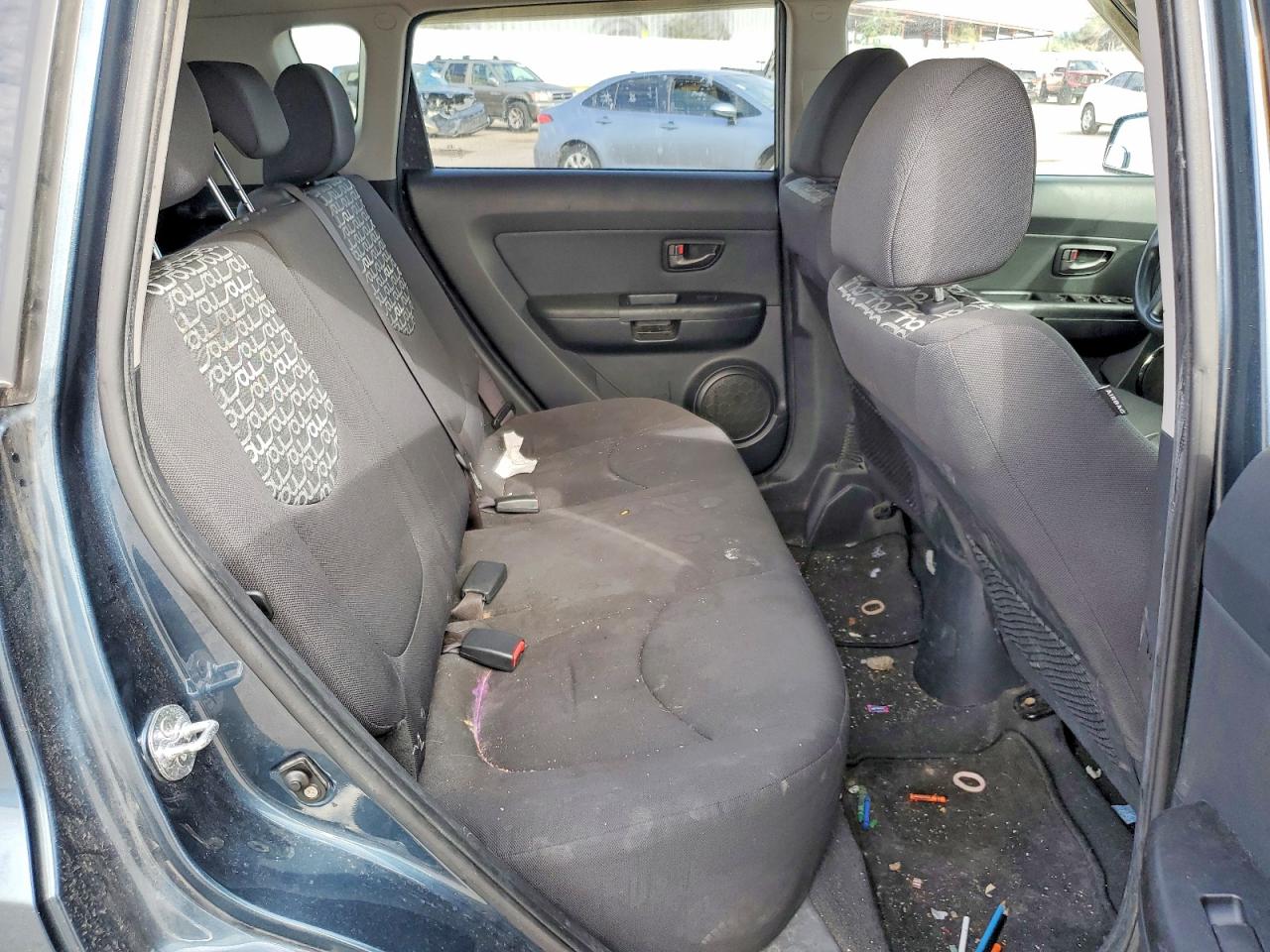 2011 KIA SOUL + photo 10