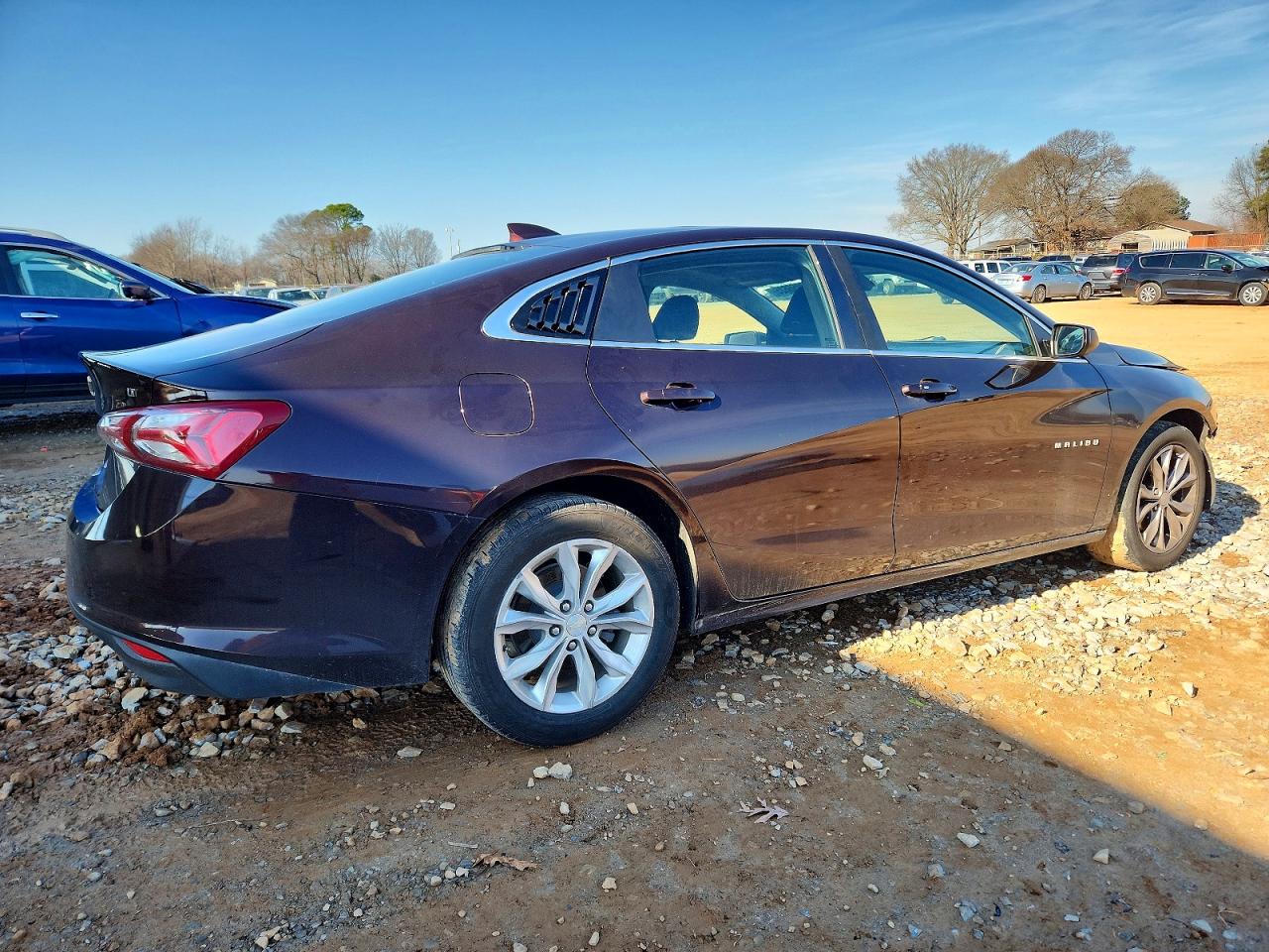 2020 CHEVROLET MALIBU LT photo 3
