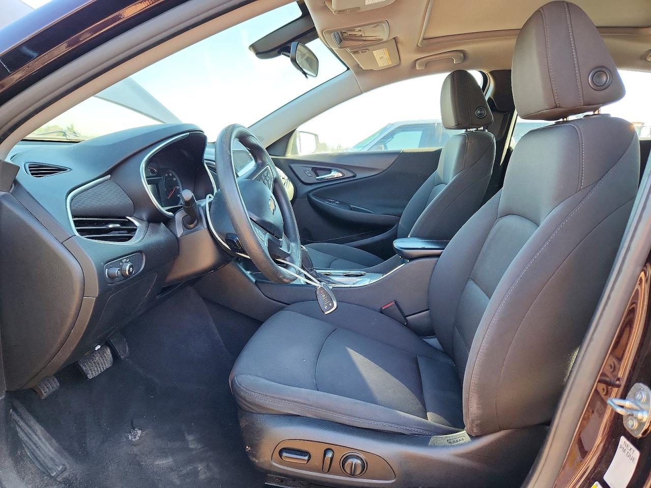 2020 CHEVROLET MALIBU LT photo 7