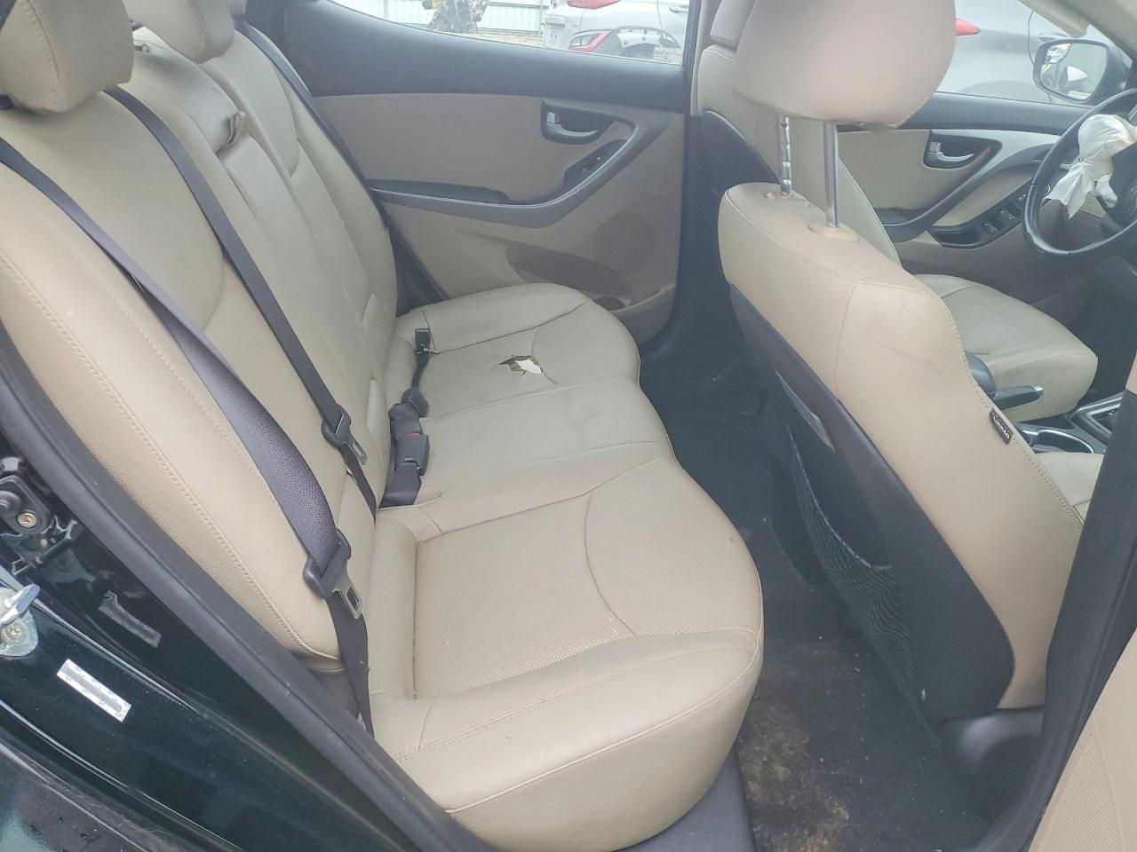 2015 HYUNDAI ELANTRA SE photo 10