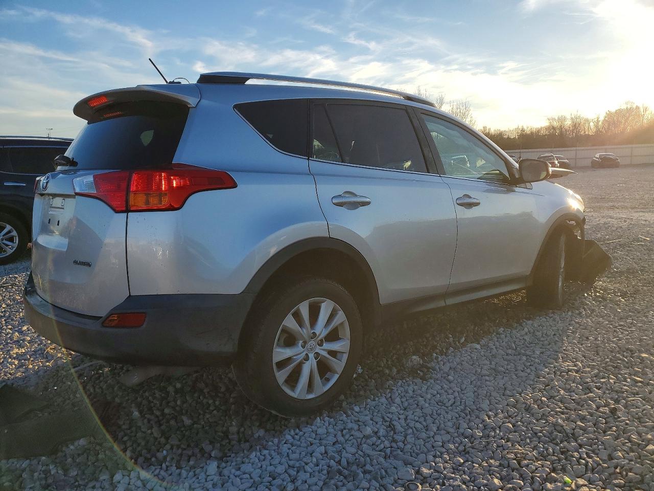 2014 TOYOTA RAV4 LIMITED photo 3