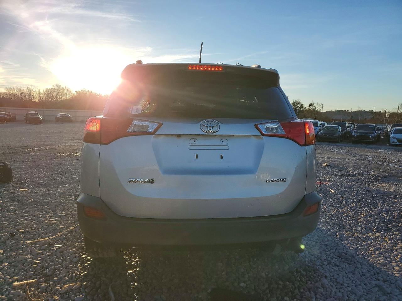 2014 TOYOTA RAV4 LIMITED photo 6