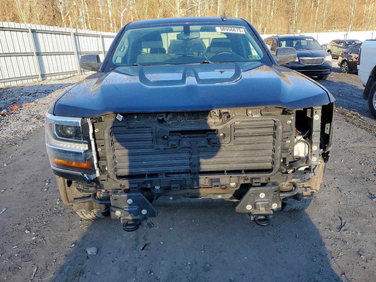 2017 CHEVROLET SILVERADO K1500 LT photo 5