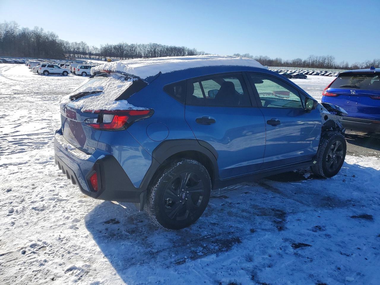 2024 SUBARU CROSSTREK photo 3