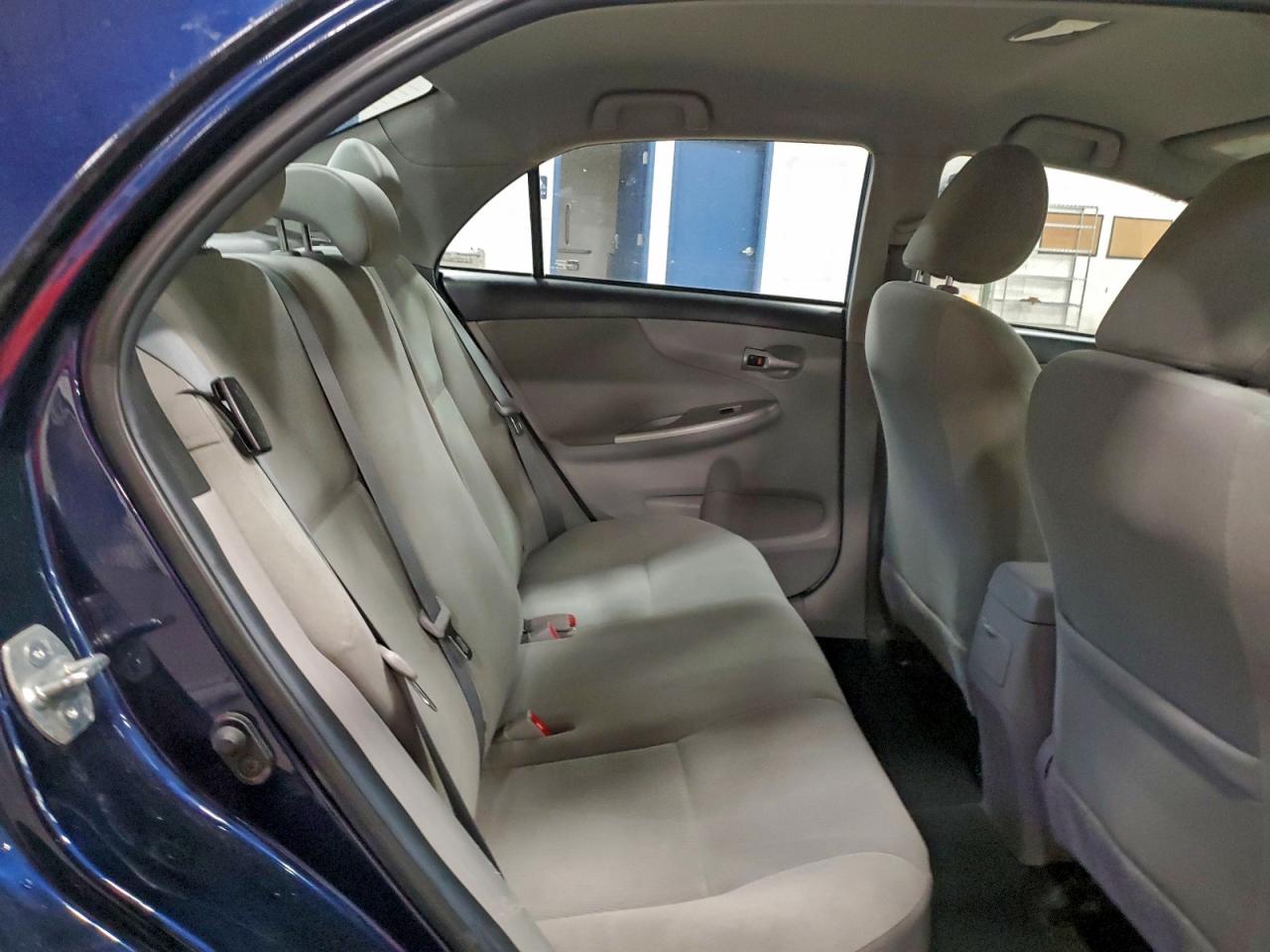 2013 TOYOTA COROLLA BASE photo 10