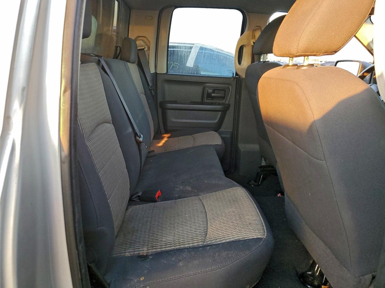 2010 DODGE RAM 1500 photo 10