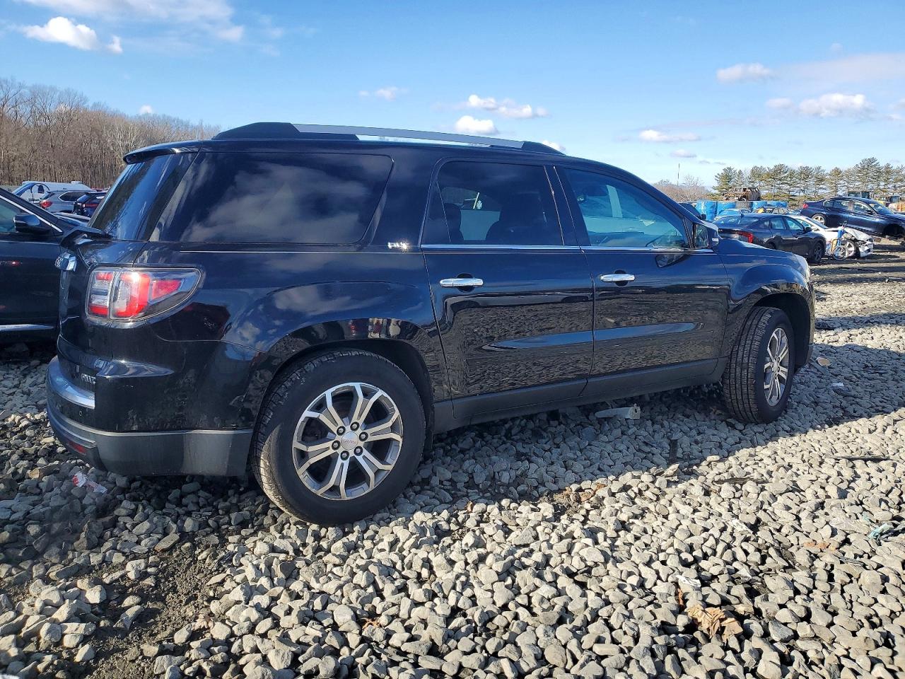 2016 GMC ACADIA photo 3