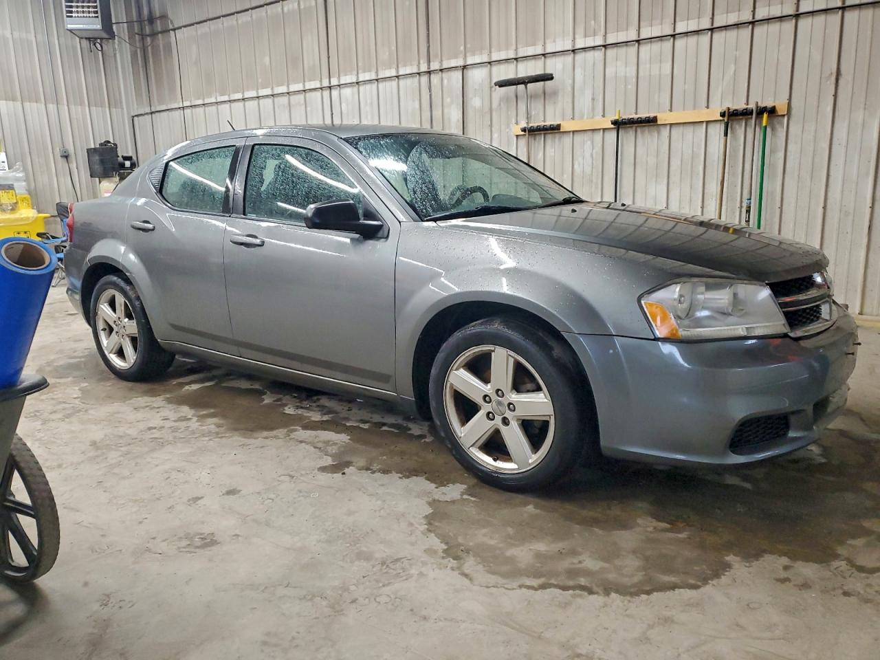 2013 DODGE AVENGER SE photo 4