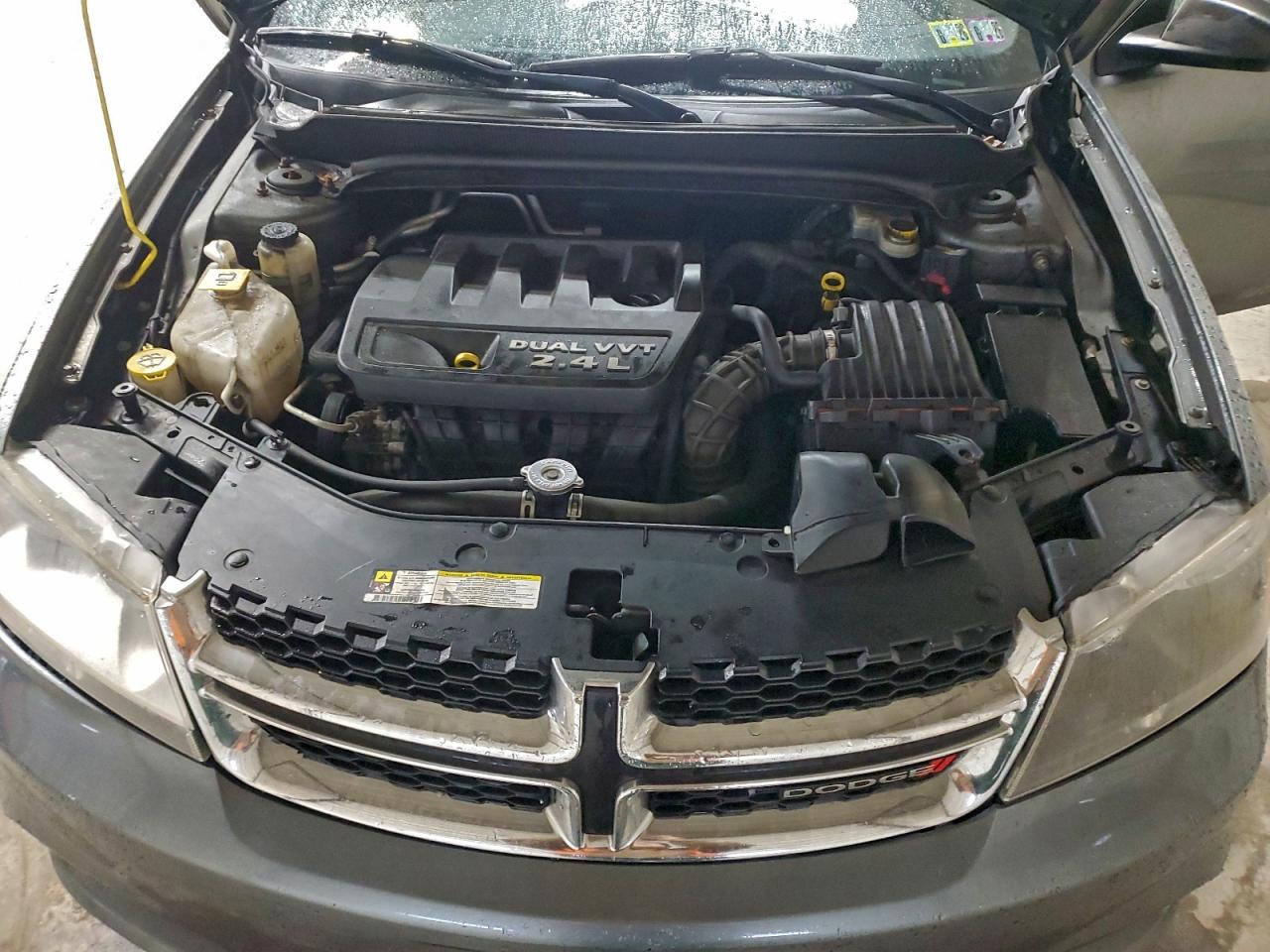 2013 DODGE AVENGER SE photo 11