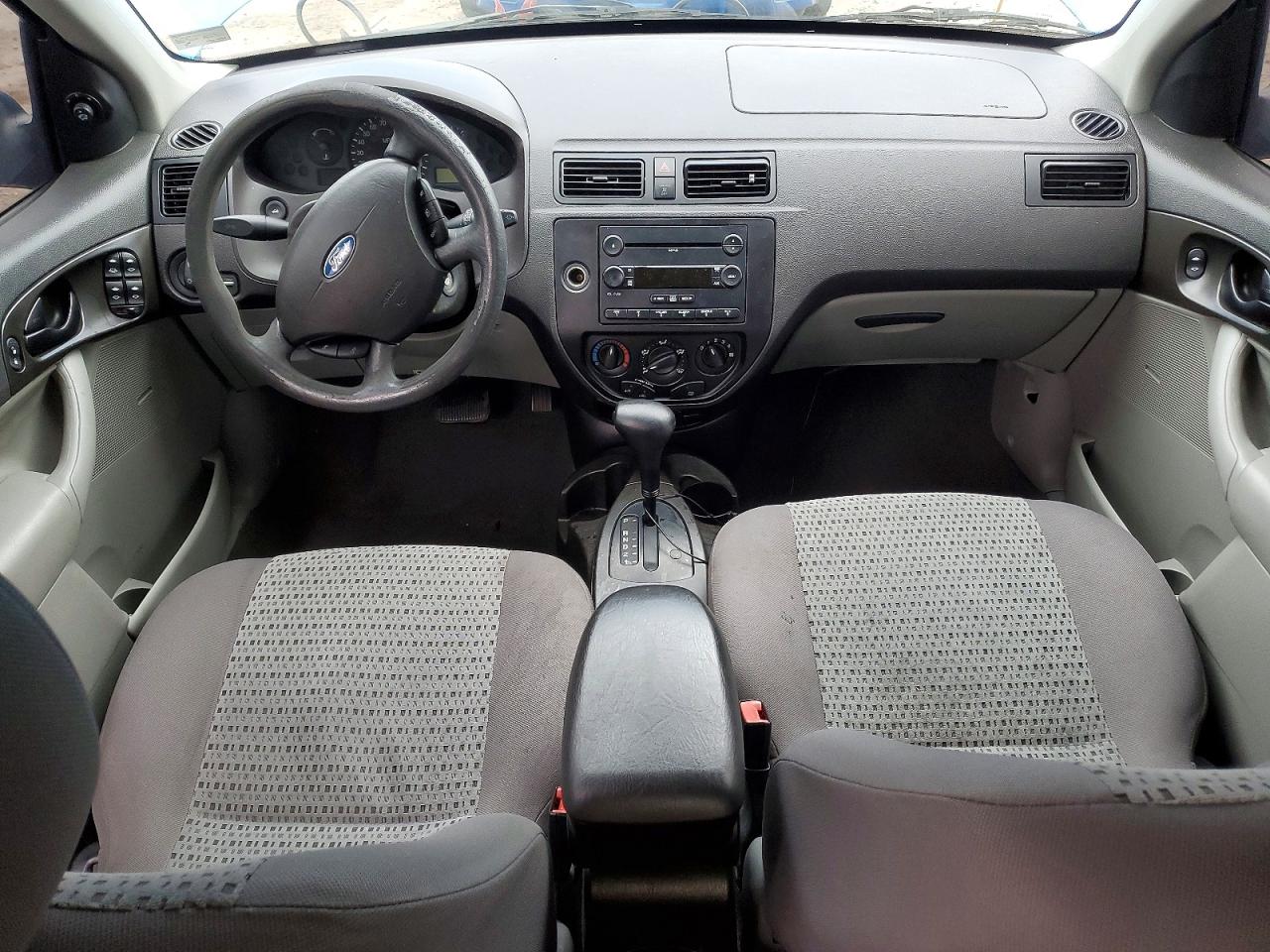 2007 FORD FOCUS ZX4 photo 8