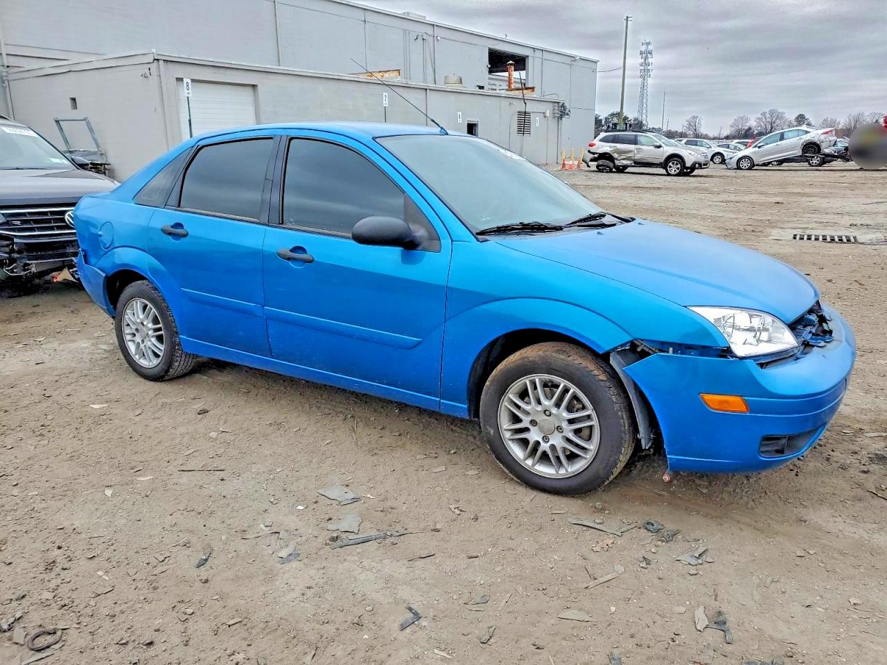 2007 FORD FOCUS ZX4 photo 4