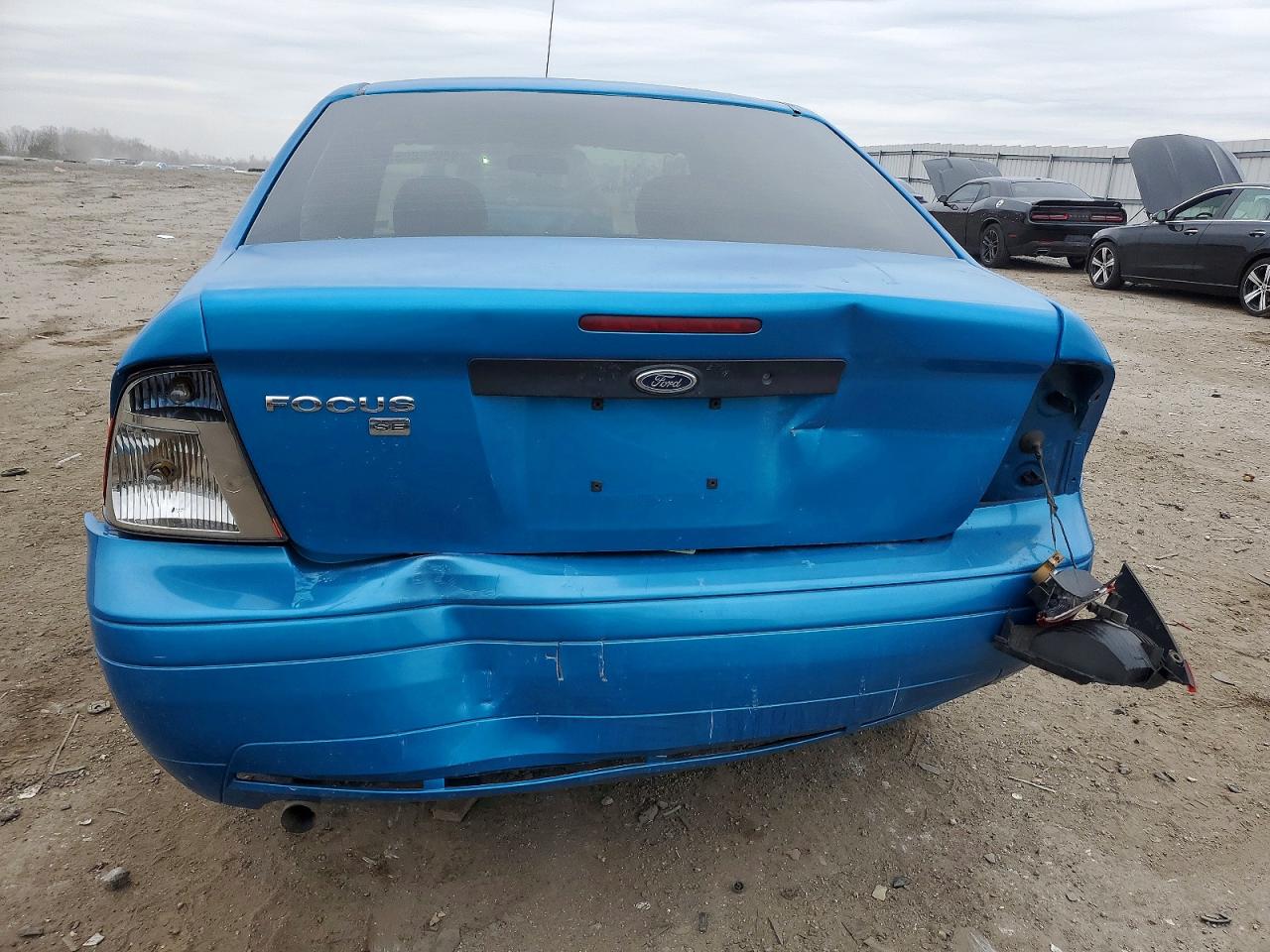 2007 FORD FOCUS ZX4 photo 6