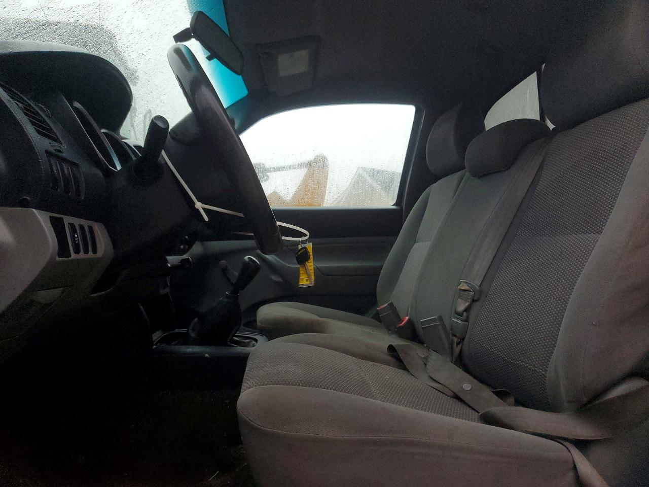 2012 TOYOTA TACOMA photo 7