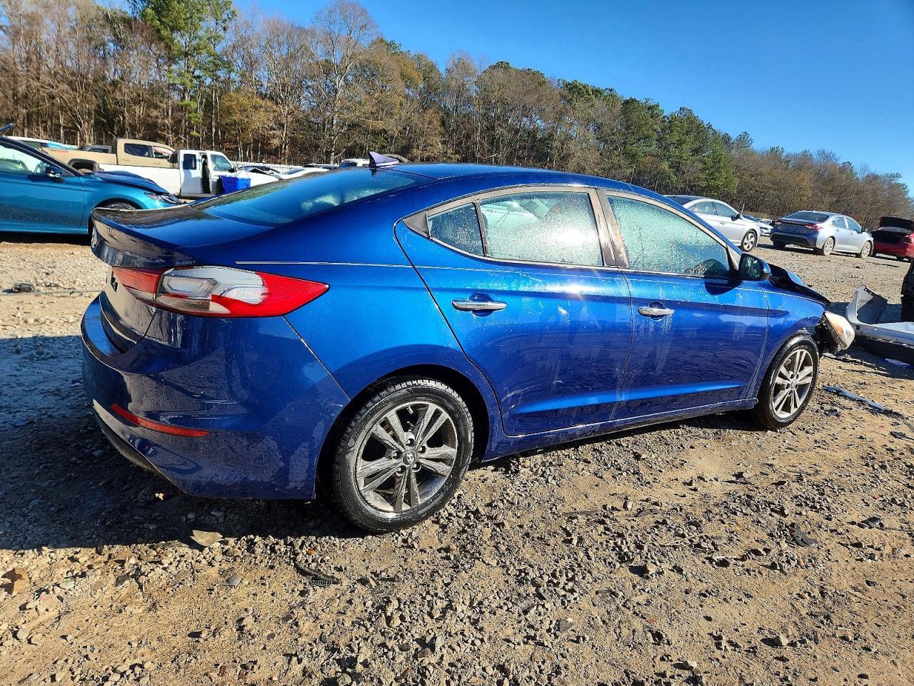 2017 HYUNDAI ELANTRA SE photo 3