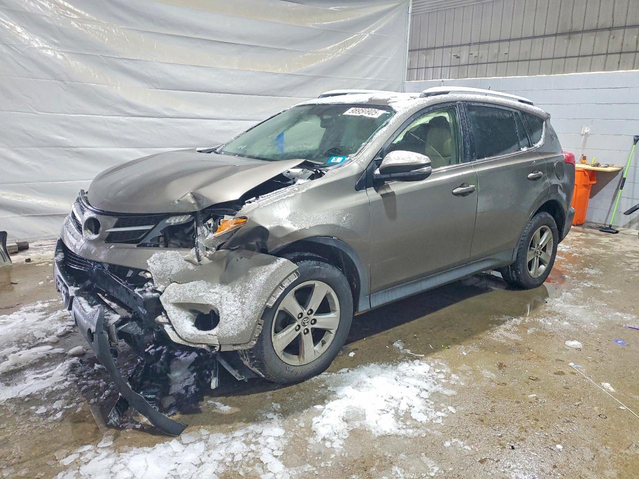 2015 TOYOTA RAV4