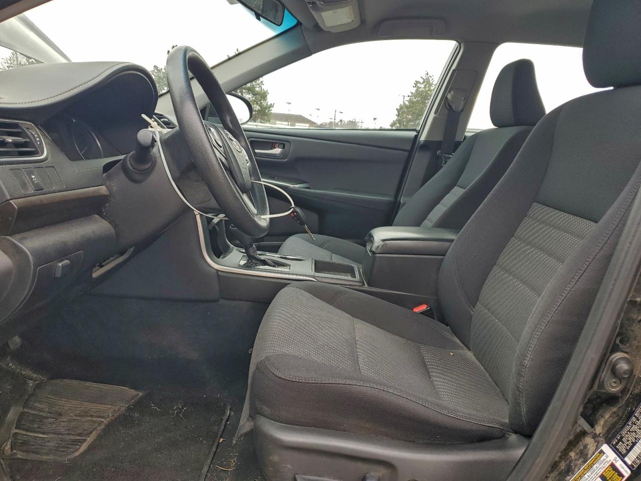 2016 TOYOTA CAMRY LE photo 7