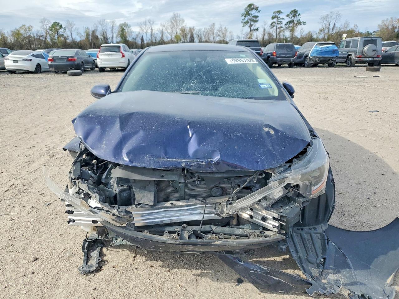2021 TOYOTA COROLLA LE photo 5