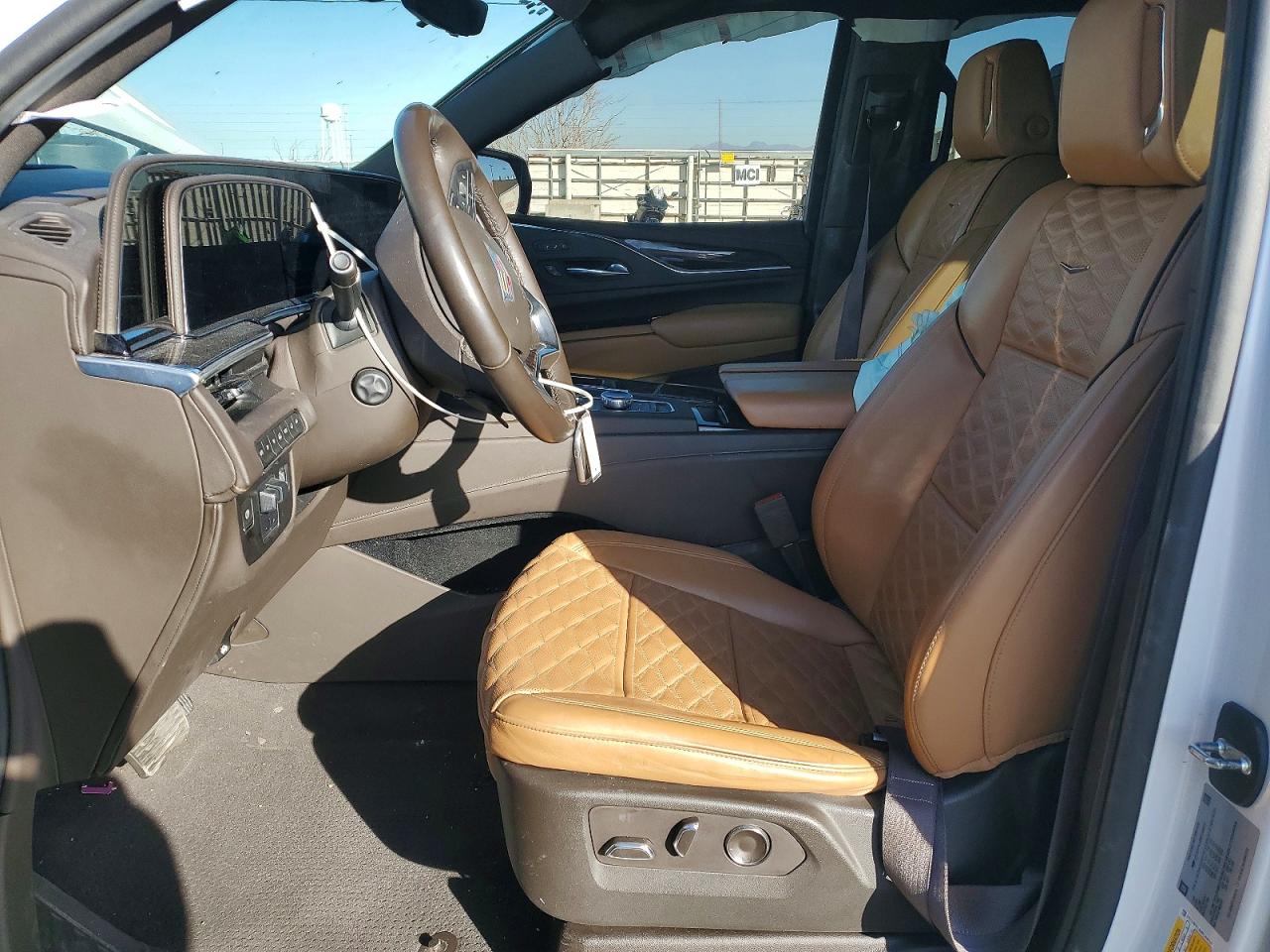 2021 CADILLAC ESCALADE ESV SPORT photo 7
