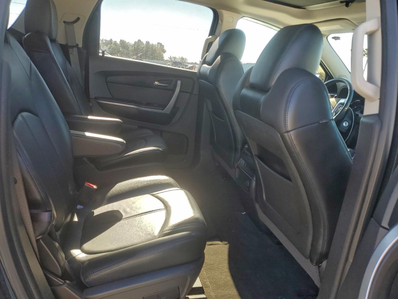 2011 GMC ACADIA SLT-1 photo 11