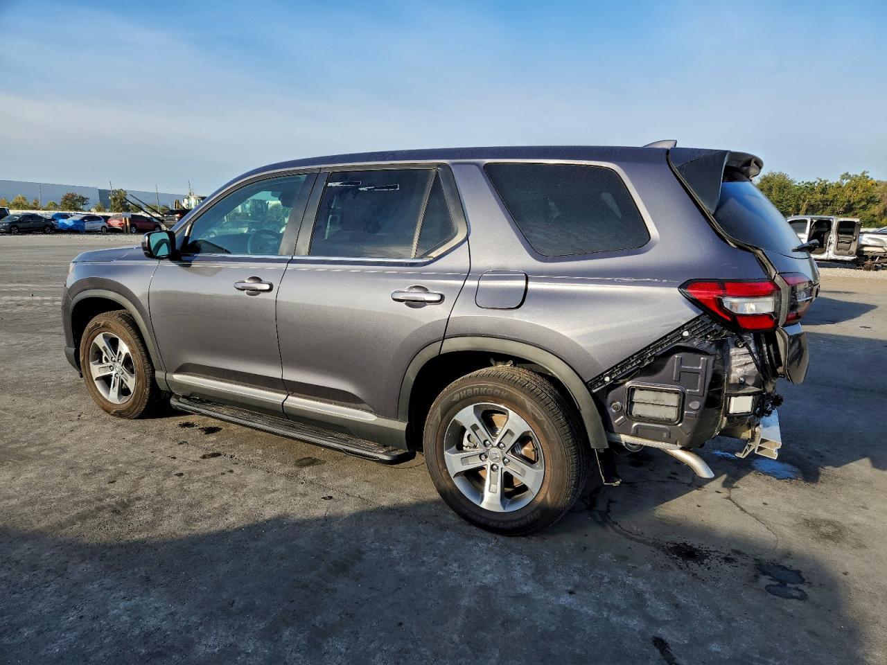 2025 HONDA PILOT EXL photo 2