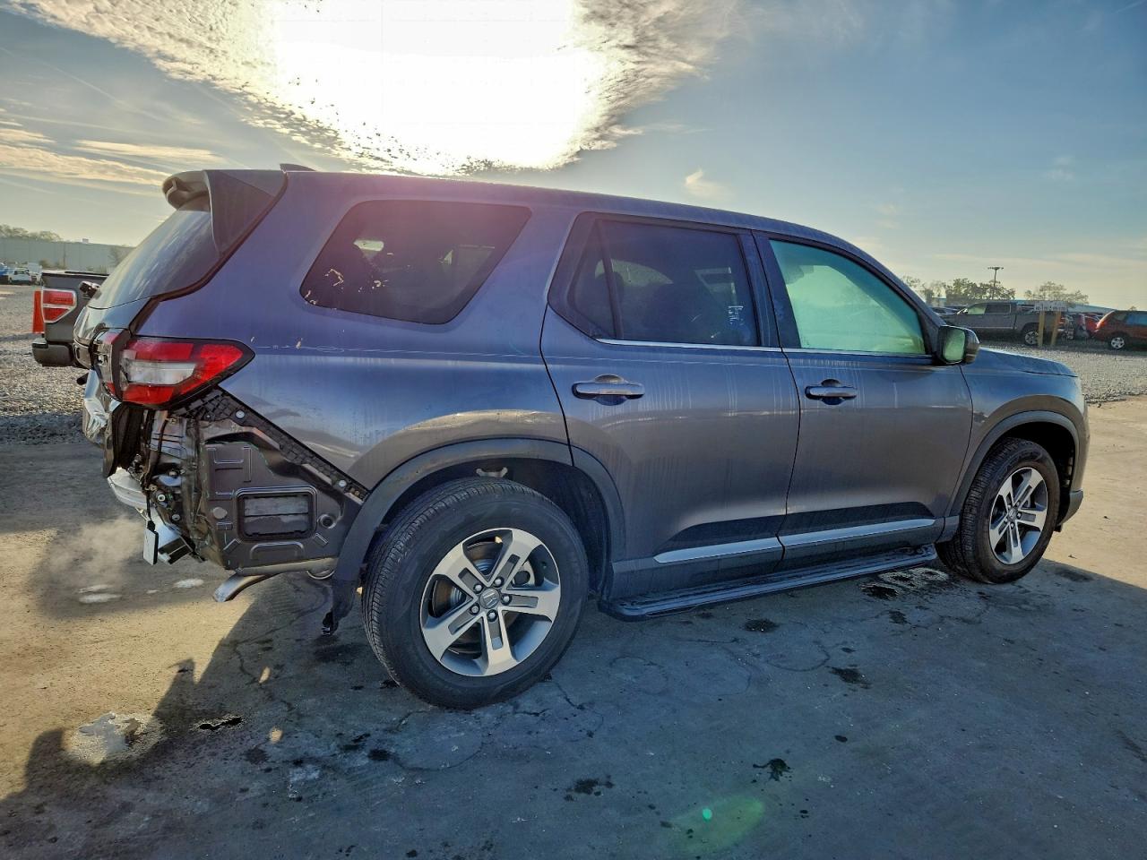 2025 HONDA PILOT EXL photo 3