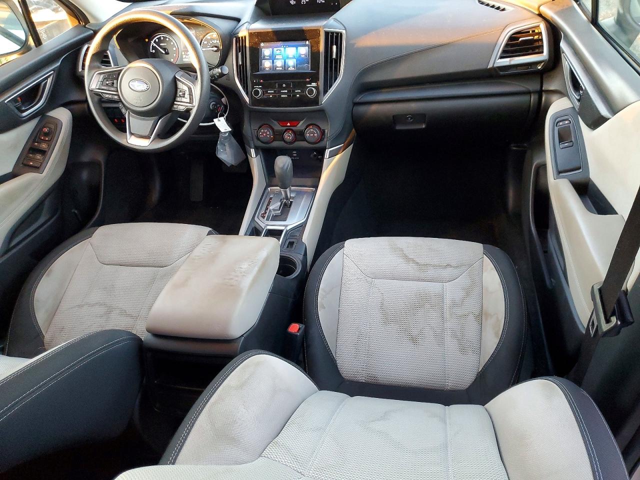 2020 SUBARU FORESTER photo 8