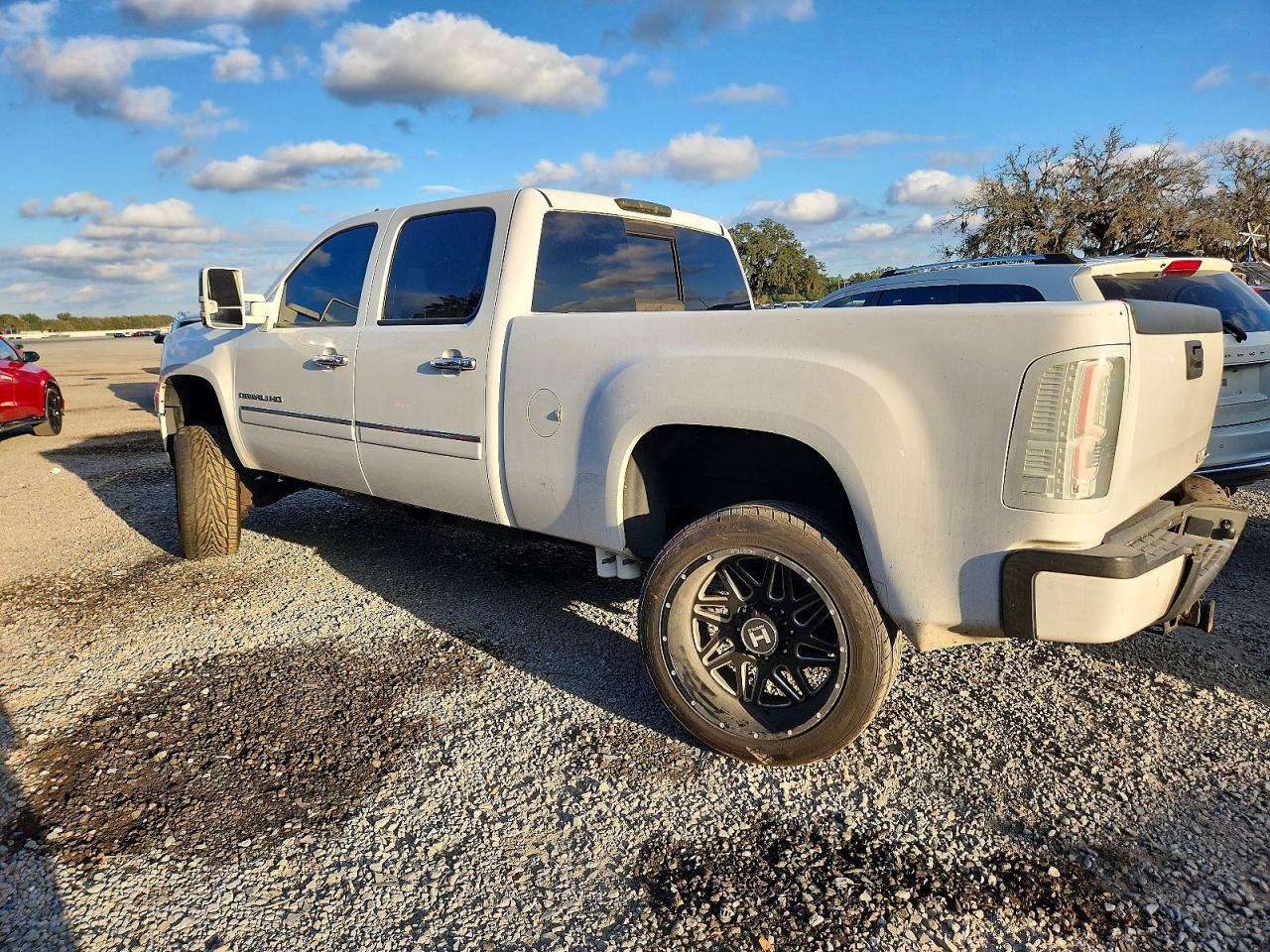 2012 GMC SIERRA K2500 DENALI photo 4