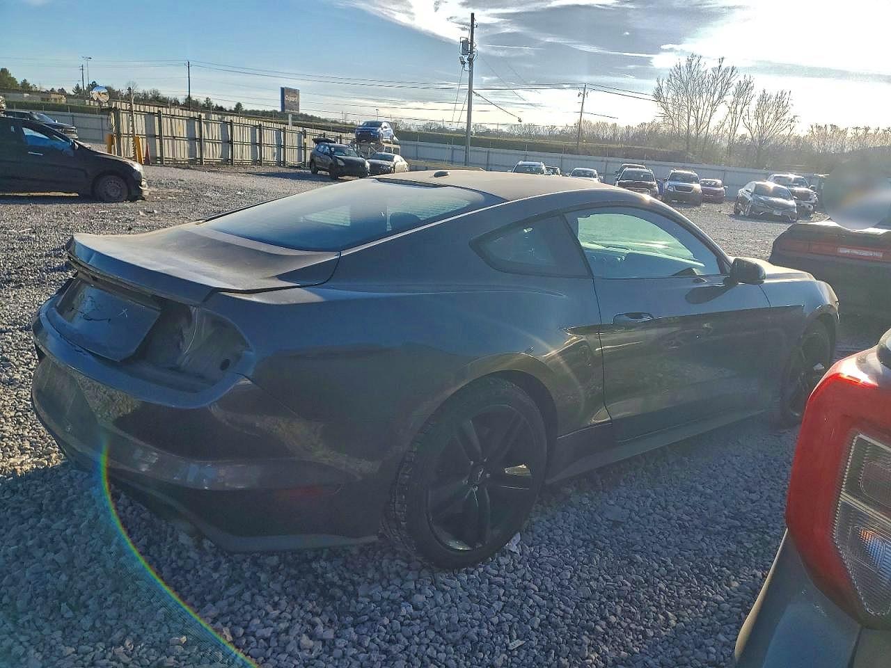 2015 FORD MUSTANG photo 7