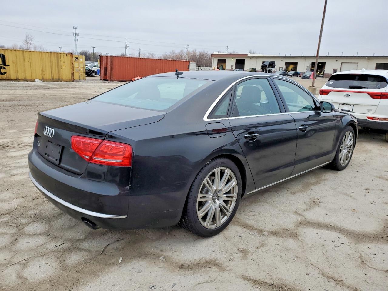 2014 AUDI A8 QUATTRO photo 3
