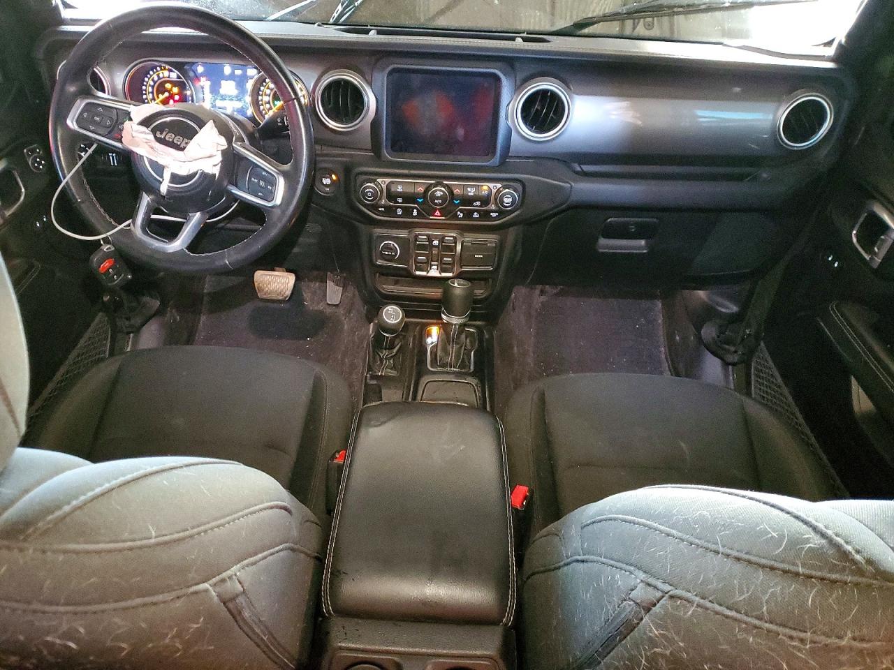 2021 JEEP GLADIATOR OVERLAND photo 8