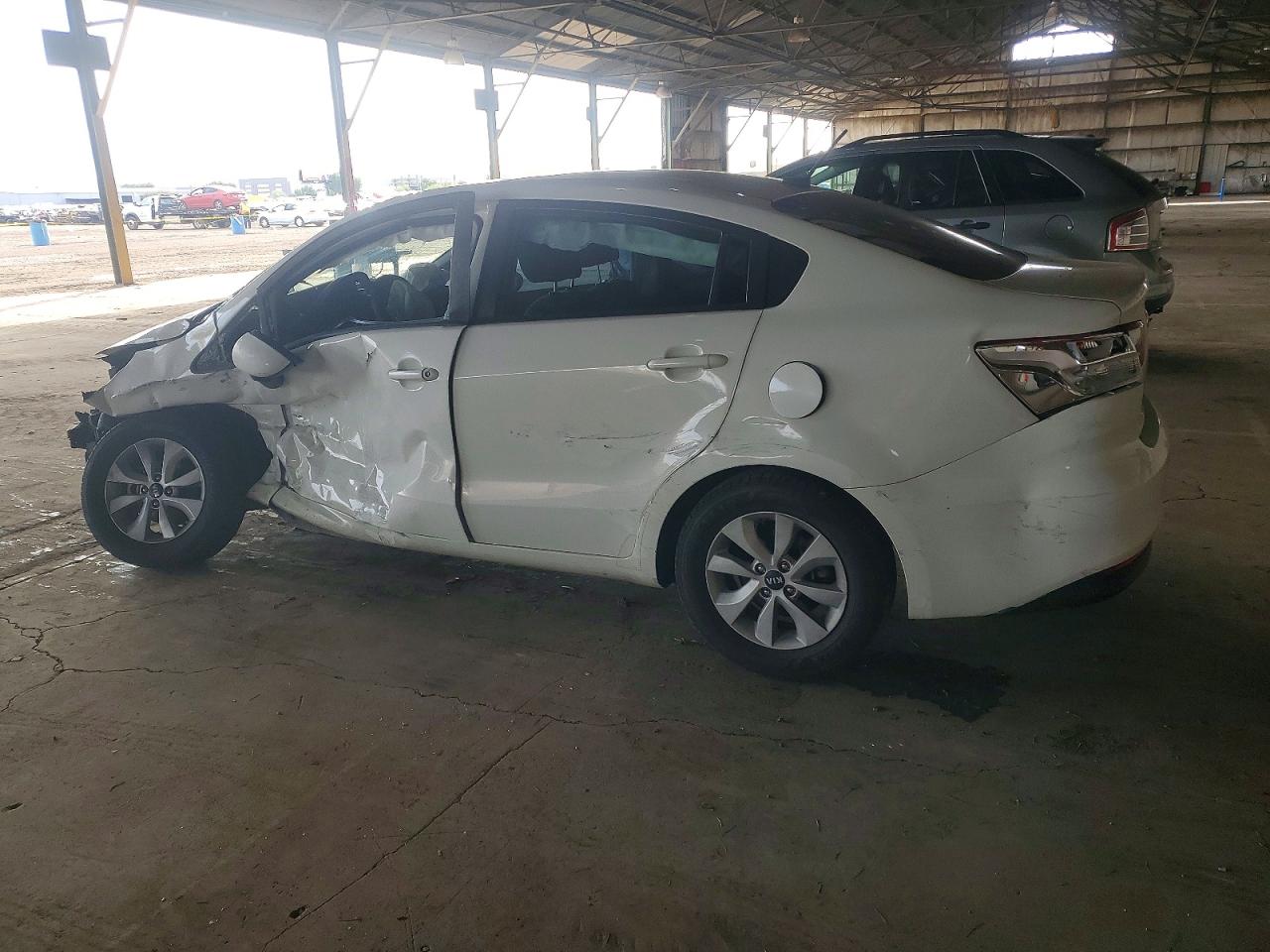 2016 KIA RIO EX photo 2