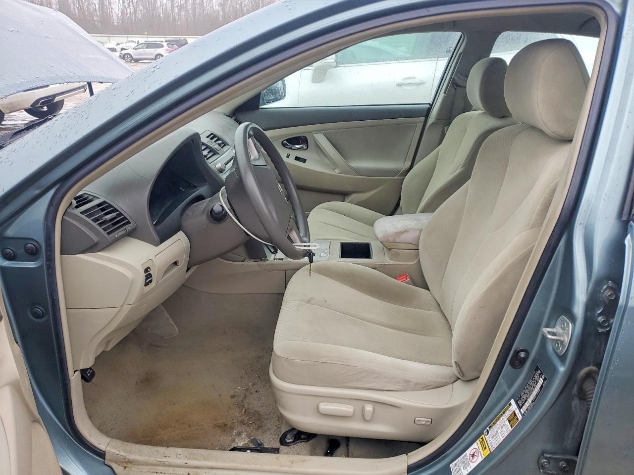 2009 TOYOTA CAMRY BASE photo 7