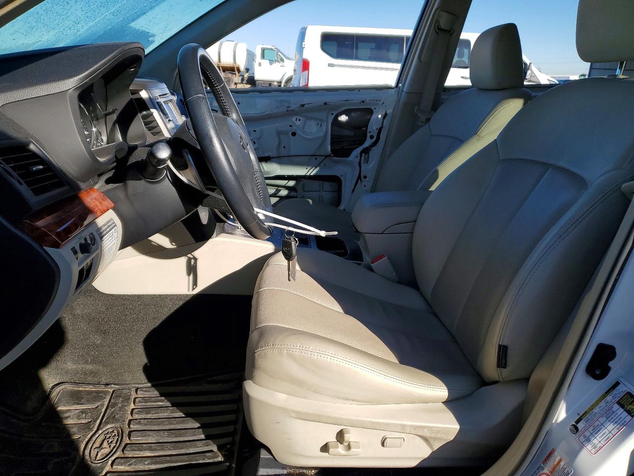 2012 SUBARU OUTBACK 2.5I LIMITED photo 7