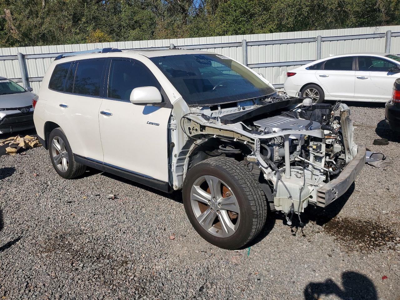 2013 TOYOTA HIGHLANDER LIMITED photo 4