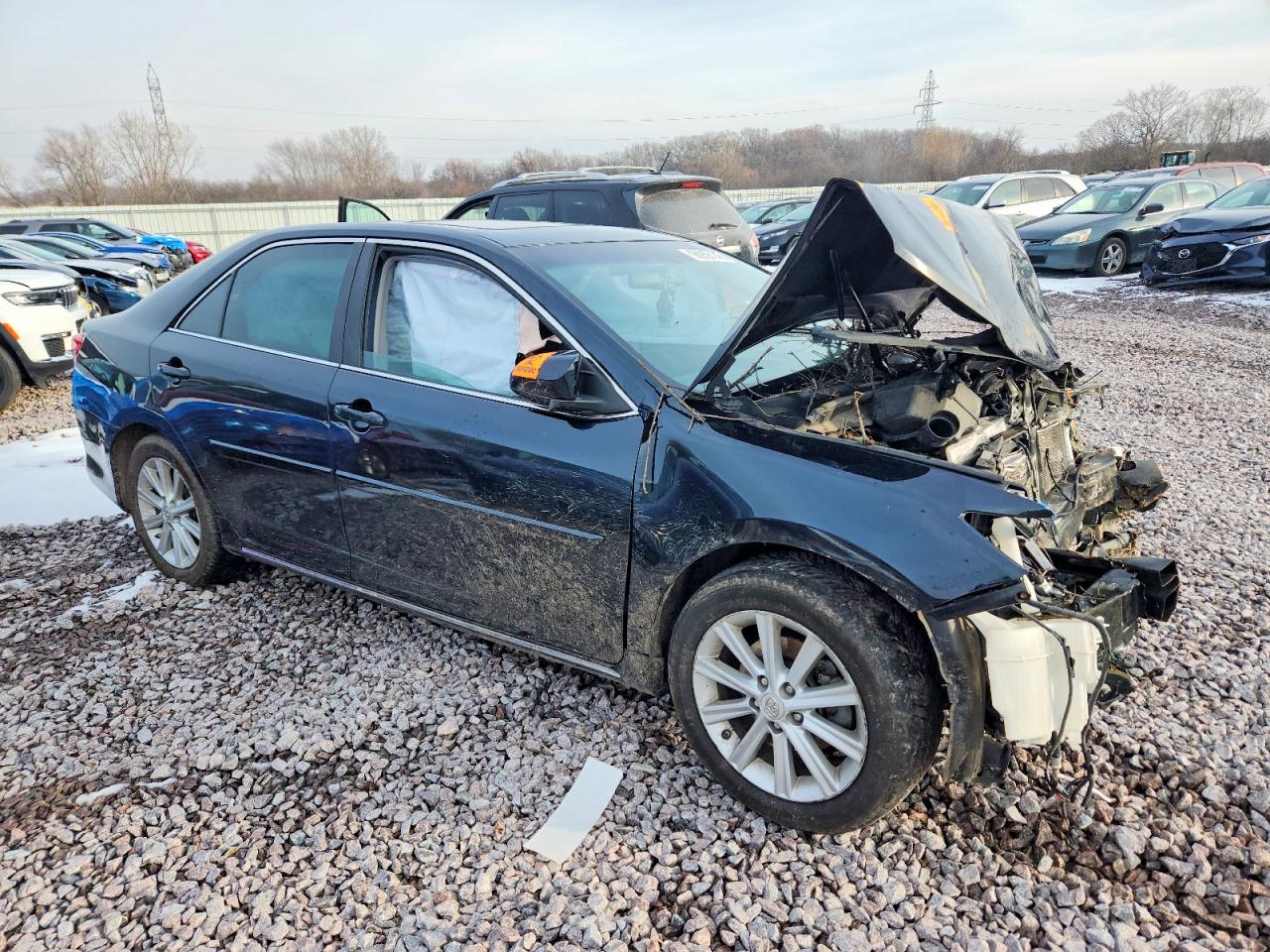 2012 TOYOTA CAMRY L photo 7