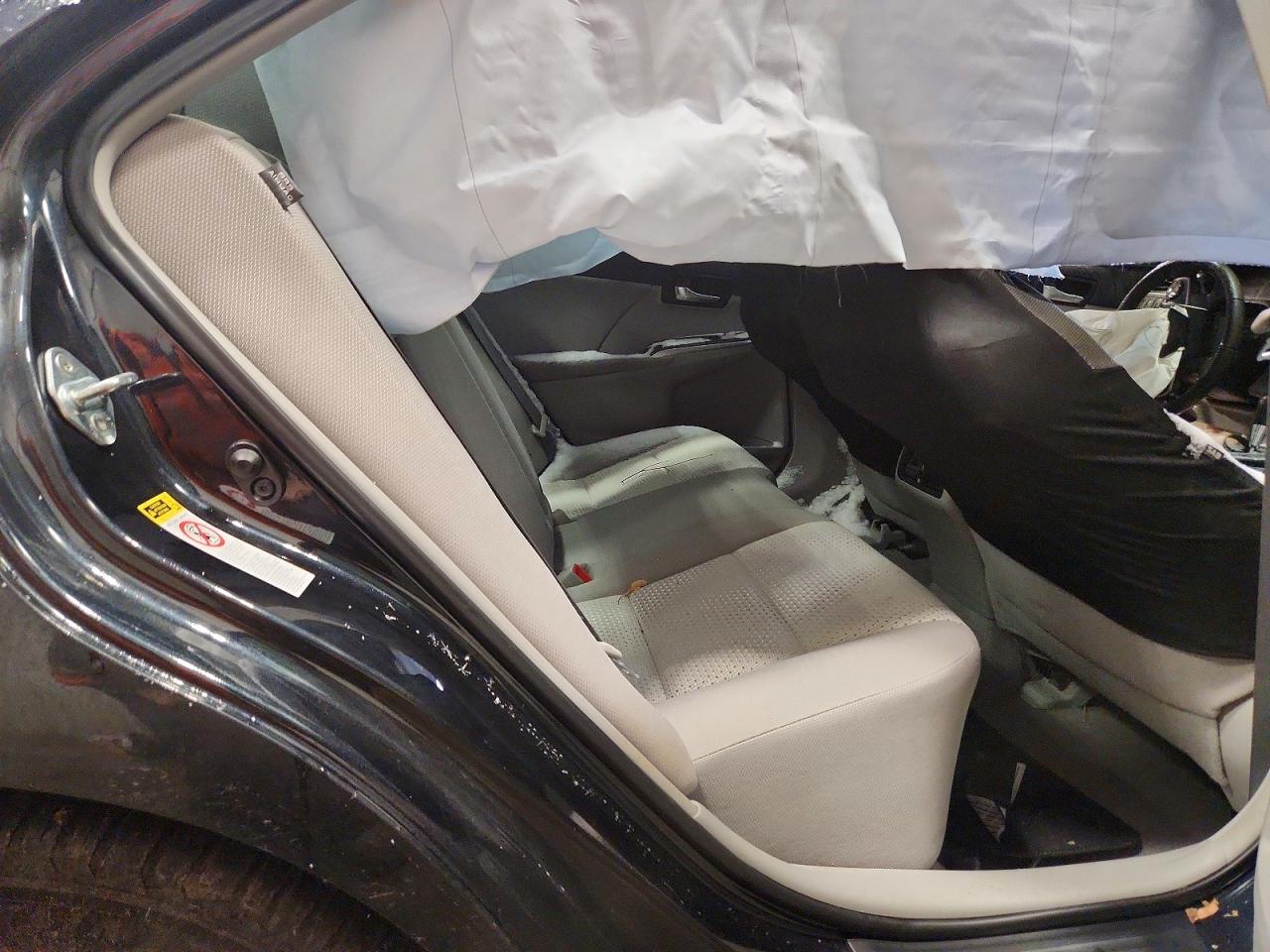 2012 TOYOTA CAMRY L photo 19