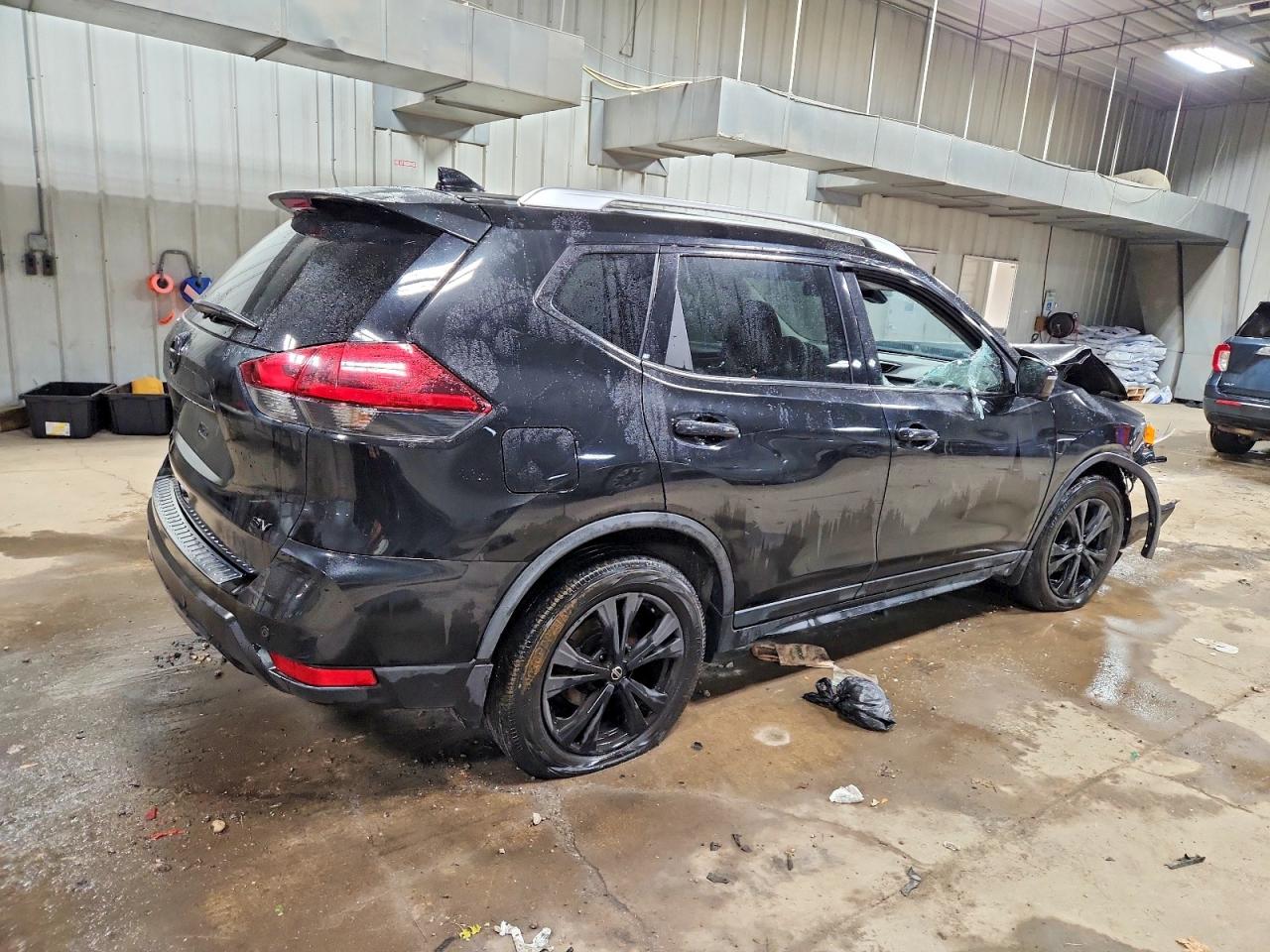 2020 NISSAN ROGUE S photo 3