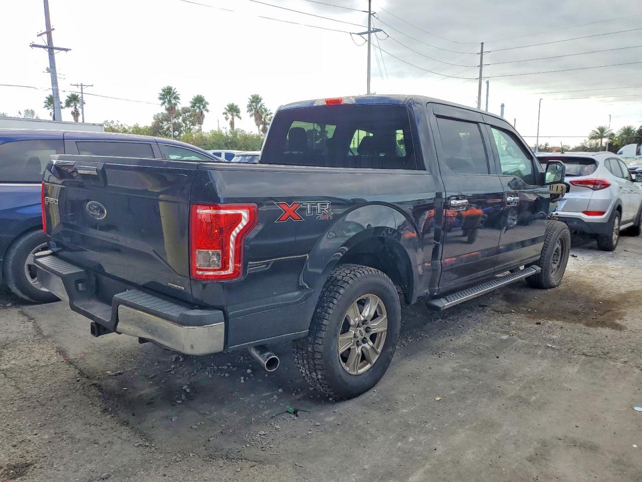 2015 FORD F150 SUPERCREW photo 3