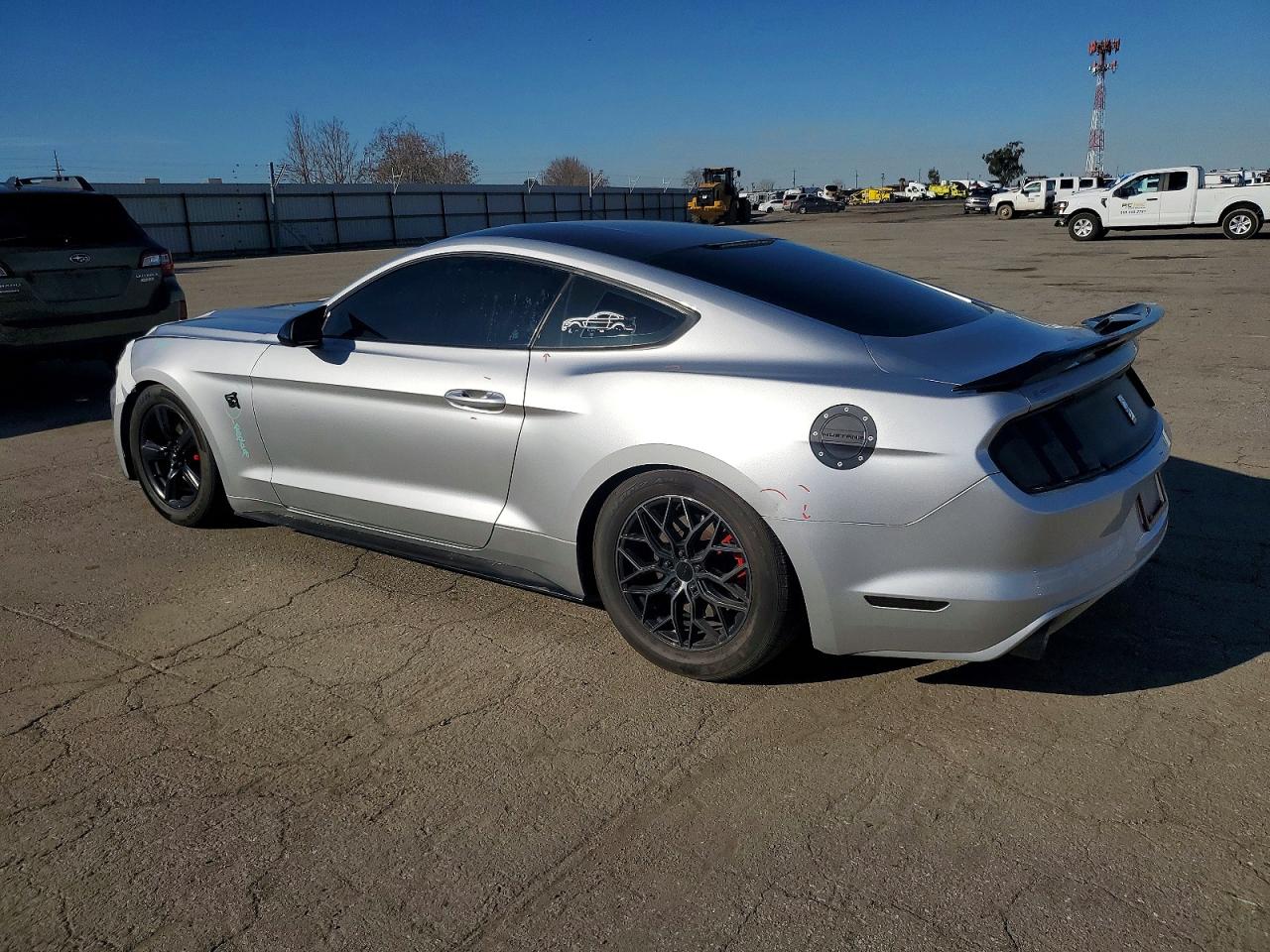 2016 FORD MUSTANG photo 3